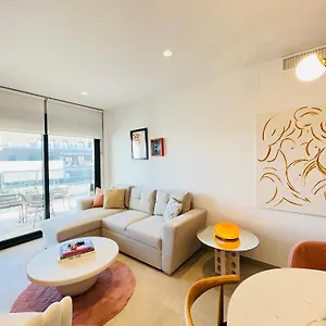 https://la-casa-de-lola.es-andalucia.com